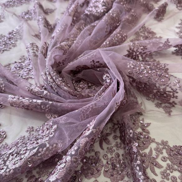 Tecido Tule Bordado com Pedrarias Malva Rosé • Conexão Tecidos