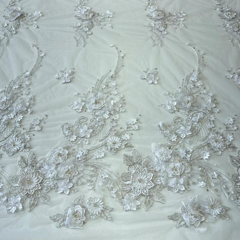 Tecido Tule Bordado com Pedrarias Branco Floral 3D • Conexão Tecidos