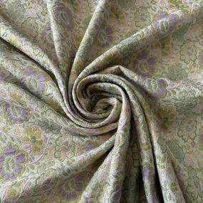 Tecido Jacquard Brocado Floral Verde Chá com Lilás • Conexão Tecidos