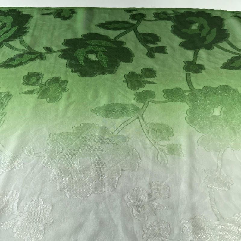 Tecido Devorê de Seda Francesa Degradê Floral Verde Fendi • Conexão