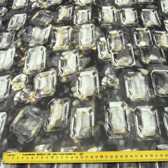 Tecido Musseline Estampada Diamonds Fundo Preto • Conexão Tecidos