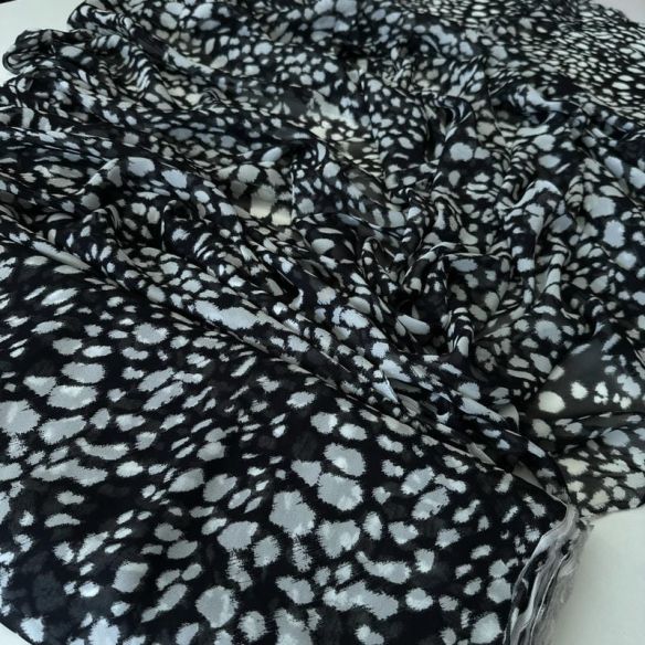 Tecido Musseline De Viscose Estampada P&B