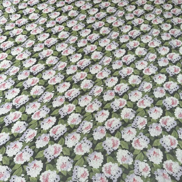 Tecido Palha De Seda Estampada Floral Preto • Conexão Tecidos
