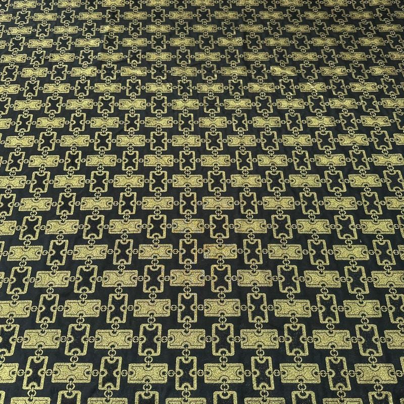 Tecido Jacquard Brocado Correntes Douradas Fundo Preto • Conexão