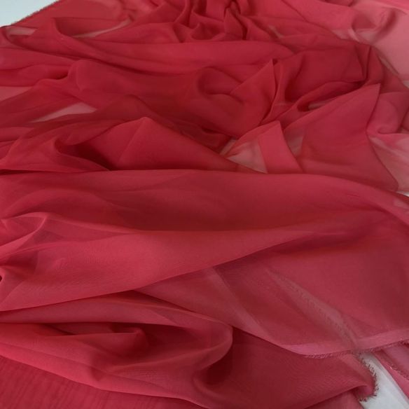 Tecido Musseline Estampada Degradê Vermelho • Conexão Tecidos