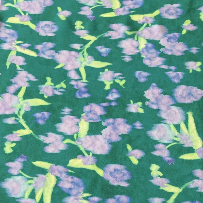 Tecido Crepe de Chine Estampado Floral Aquarelado • Conexão Tecidos