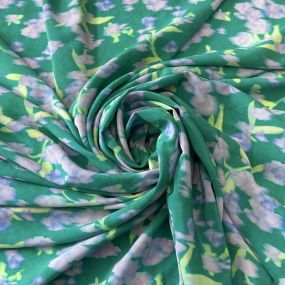 Tecido Crepe de Chine Estampado Floral Aquarelado • Conexão Tecidos