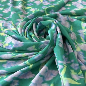 Tecido Crepe de Chine Estampado Floral Aquarelado • Conexão Tecidos 2