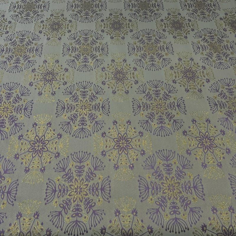 Tecido Jacquard Metalizado Floral Mandala Lilás e Dourado Fundo Cinza