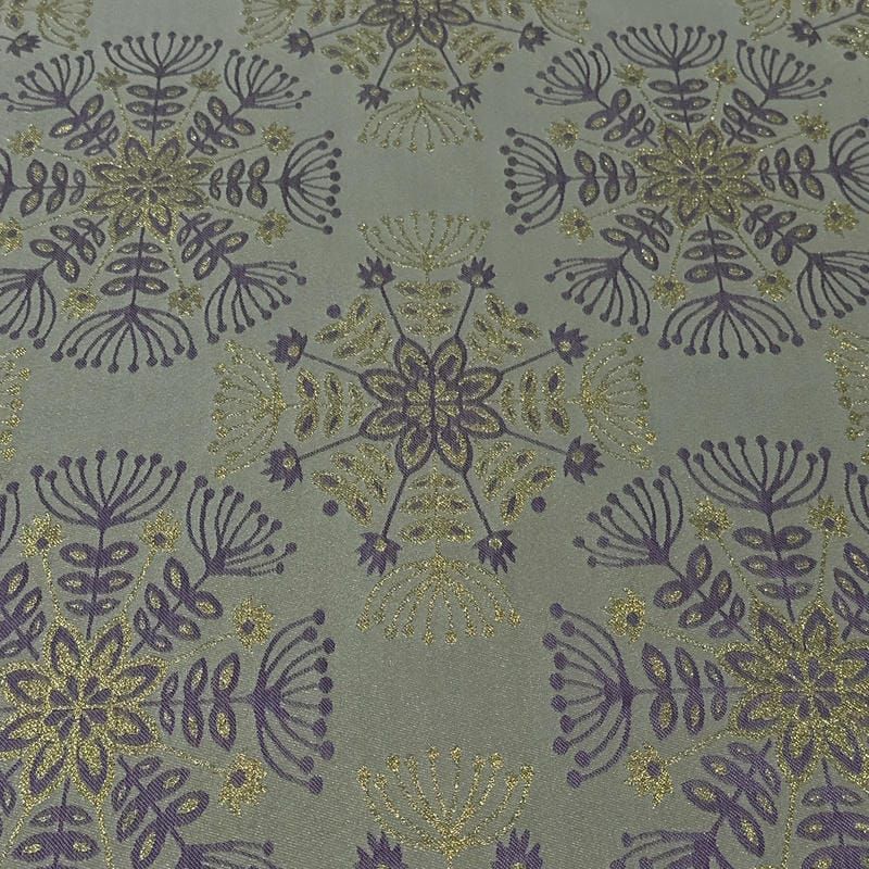 Tecido Jacquard Metalizado Floral Mandala Lilás e Dourado Fundo Cinza