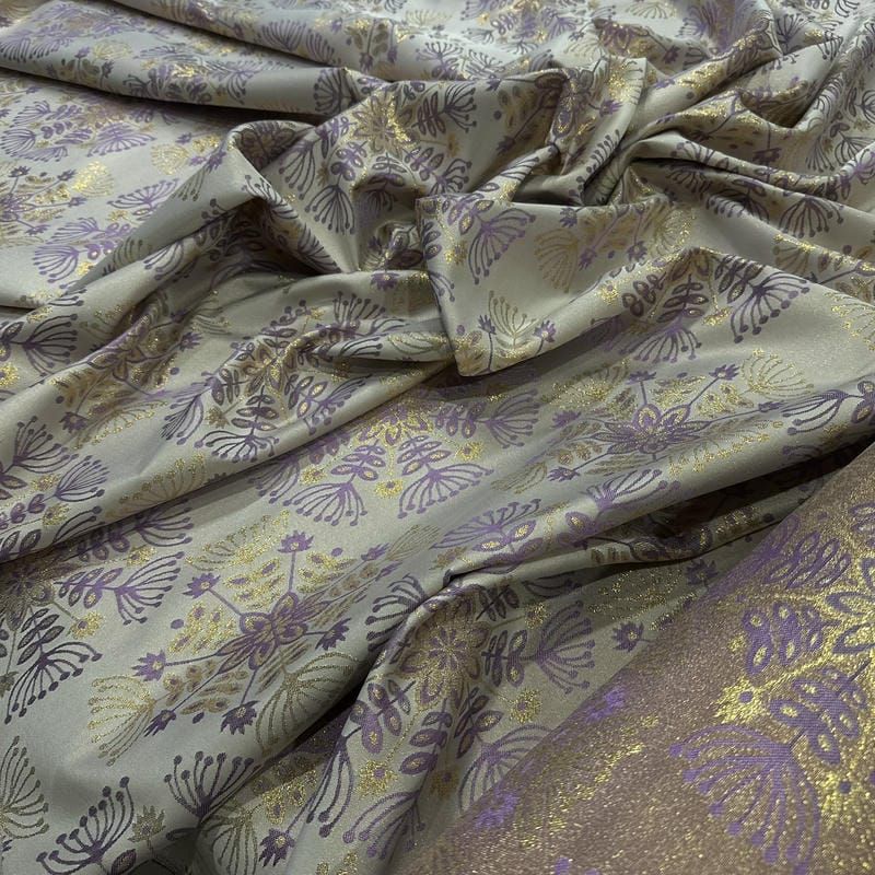 Tecido Jacquard Metalizado Floral Mandala Lilás e Dourado Fundo Cinza
