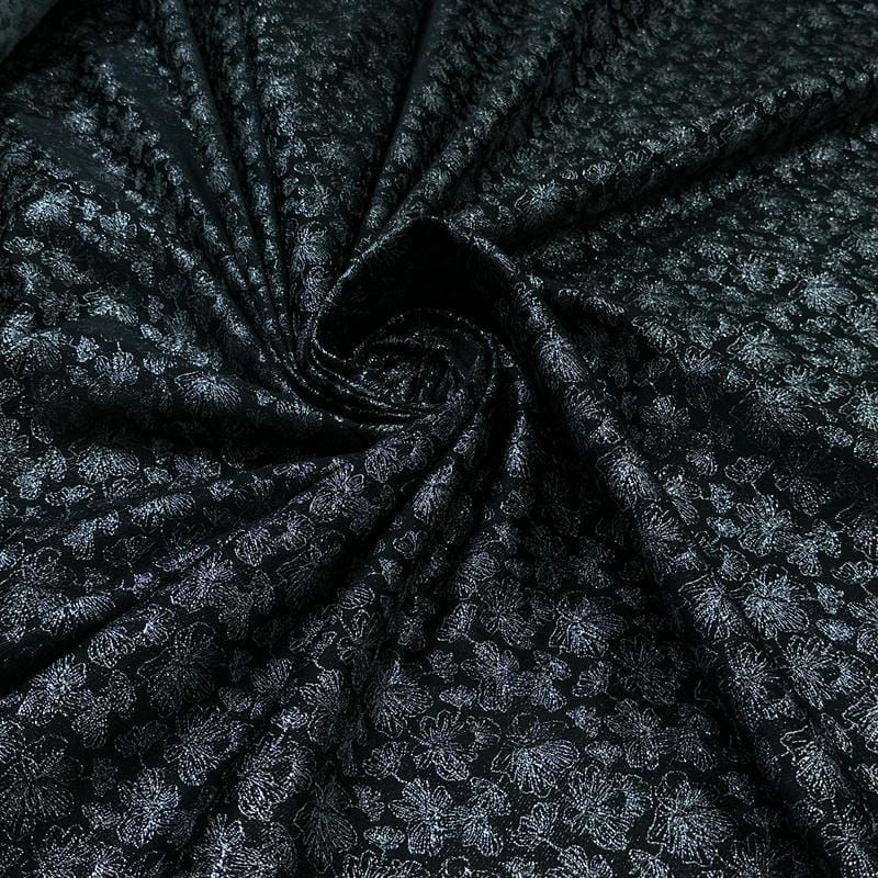 Tecido Jacquard Metalizado Floral Preto e Prata • Conexão Tecidos