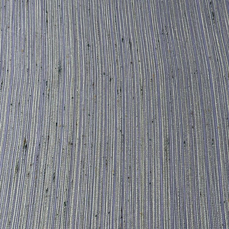Tecido Jacquard Metalizado Listrado Prata e Lilás • Conexão Tecidos
