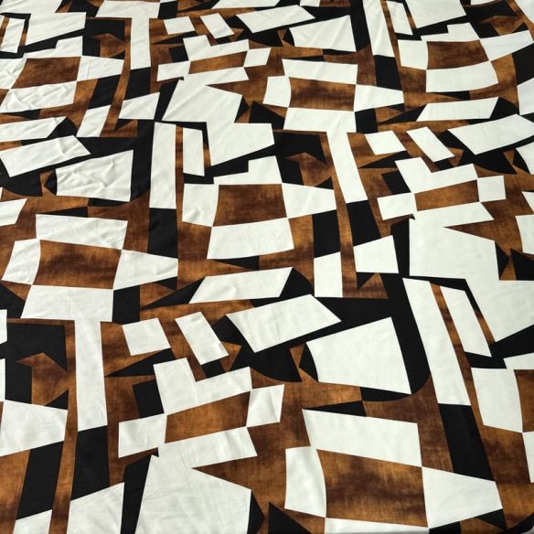 Tecido Viscose Estampada Geométrico Marrom e Preto • Conexão Tecidos