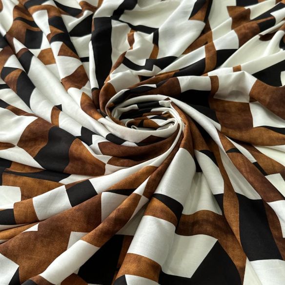 Tecido Viscose Estampada Geométrico Marrom e Preto • Conexão Tecidos