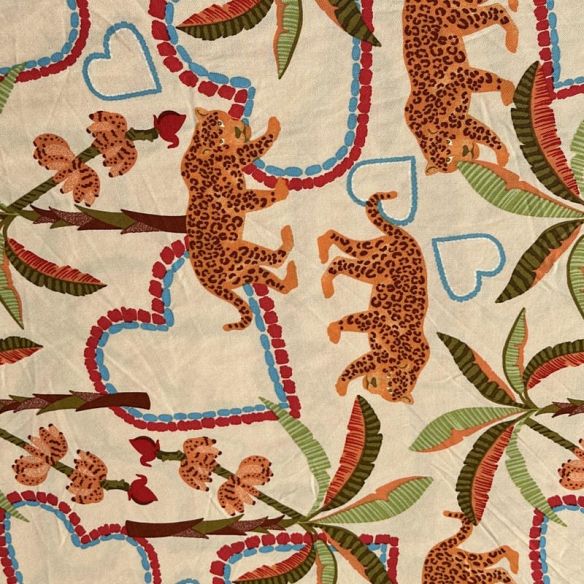 Tecido Viscose Estampada Onças Jardim Tropical Areia • Conexão Tecidos