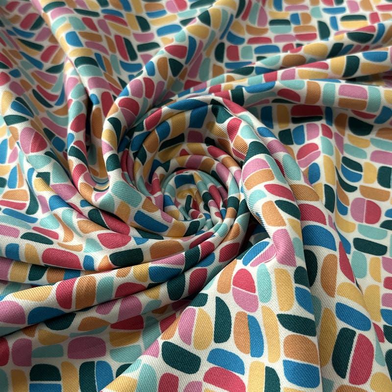 Tecido Viscose Estampada Mosaico Retrô Multicolorido • Conexão Tecidos