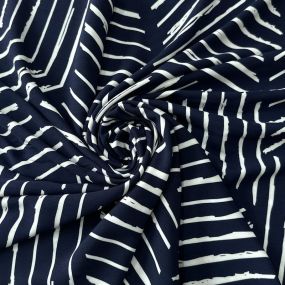 Tecido Viscose Estampada Geométrico Riviera Marinho • Conexão Tecidos