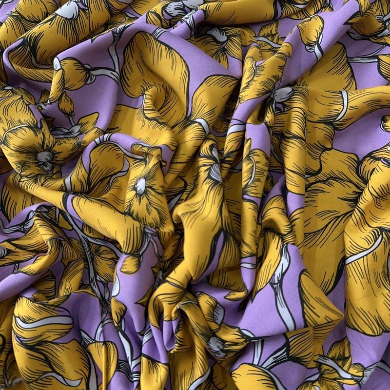Tecido Viscose Estampada Floral Aurora Mostarda e Lavanda • Conexão