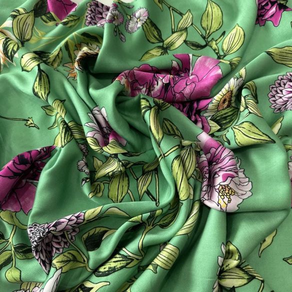 Tecido Viscose Estampada Floral Primavera Verde • Conexão Tecidos