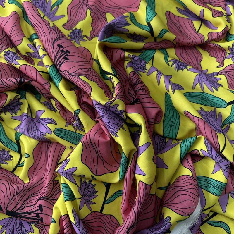Tecido Viscose Estampada Floral Florença Amarelo Lima • Conexão