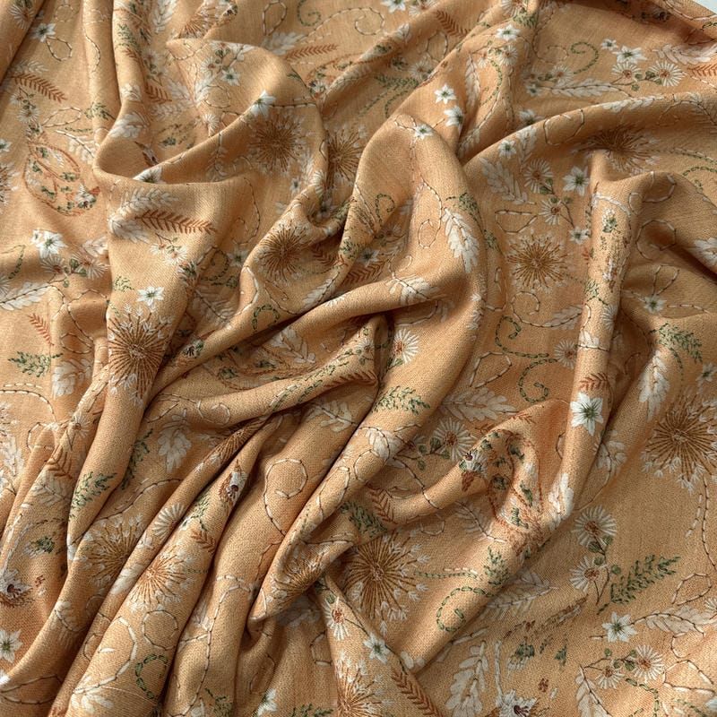 Tecido Viscose Estampada Pássaros Campestres Bege Mel • Conexão