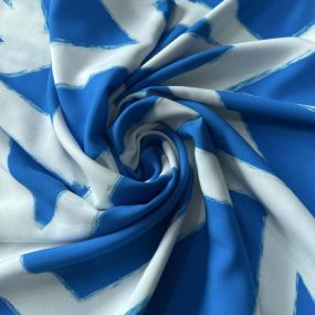 Tecido Viscose Estampada Geométrico Santorini Azul e Off White •