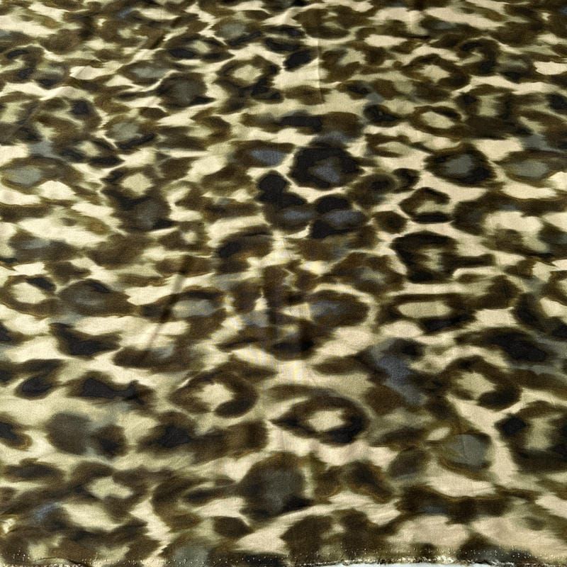 Tecido Viscose Estampada Onça Safari Verde Oliva • Conexão Tecidos