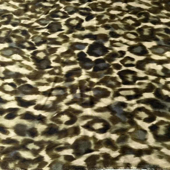 Tecido Viscose Estampada Onça Safari Verde Oliva • Conexão Tecidos
