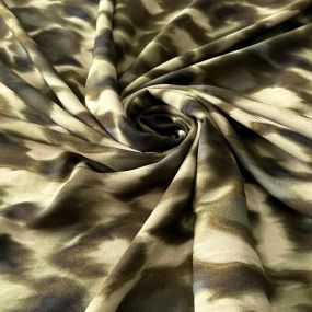 Tecido Viscose Estampada Onça Safari Verde Oliva • Conexão Tecidos 2