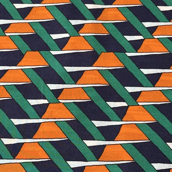 Tecido Viscose Estampada Geométrico Trama Retrô Marinho e Laranja •