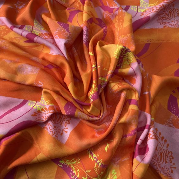 Tecido Viscose Estampada Paisley Solar Laranja e Lilás • Conexão