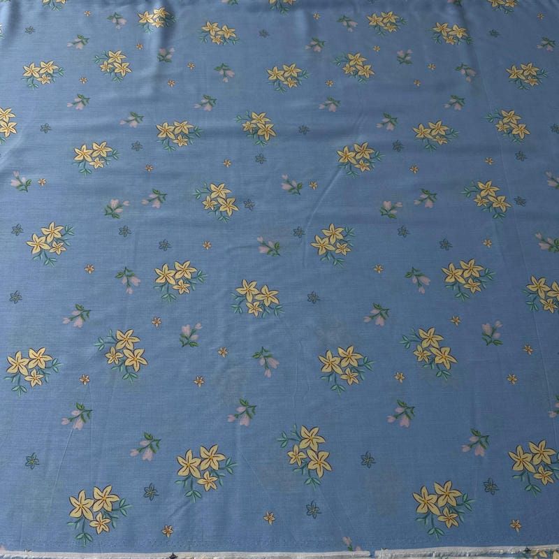 Tecido Viscose Estampada Floral Campestre Azul Sereno • Conexão