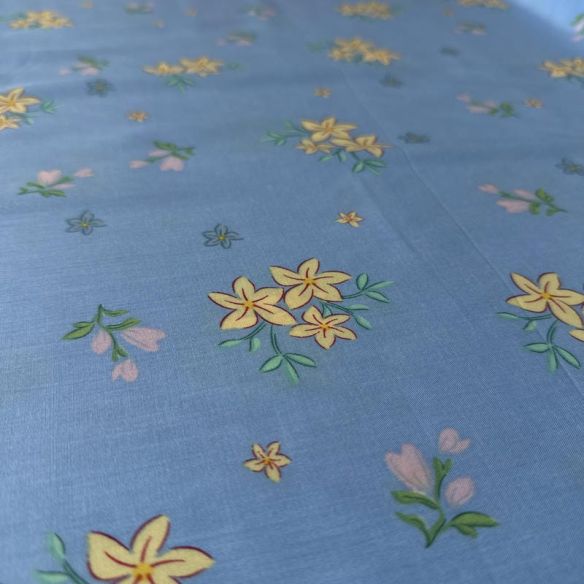 Tecido Viscose Estampada Floral Campestre Azul Sereno • Conexão