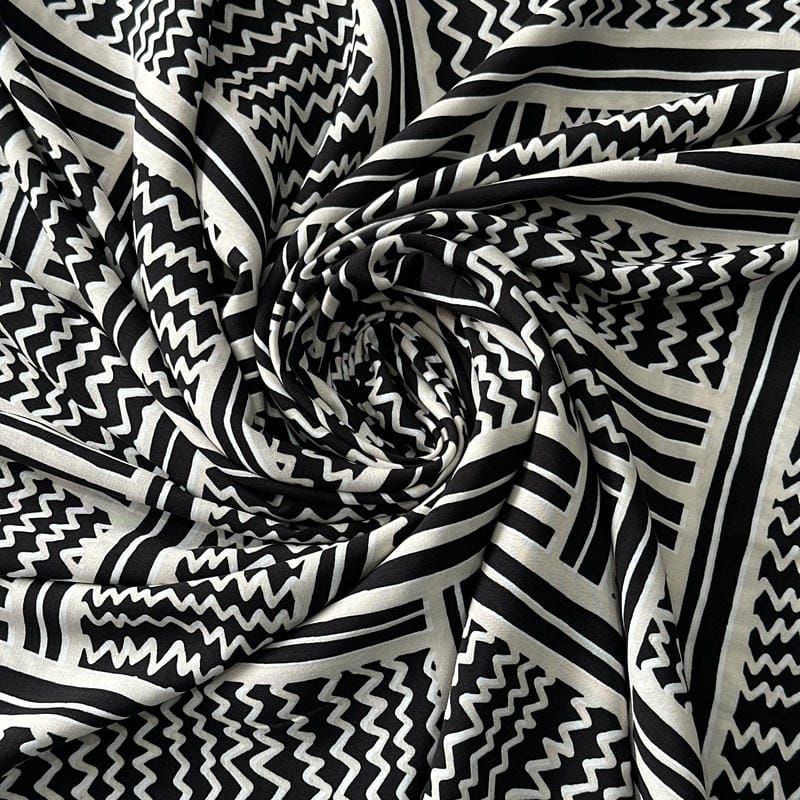 Tecido Viscose Estampada Geométrico Évora Preto e Off White • Conexão