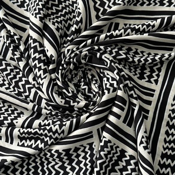 Tecido Viscose Estampada Geométrico Évora Preto e Off White • Conexão