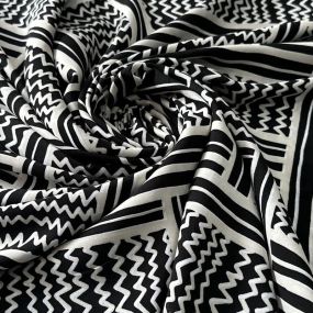 Tecido Viscose Estampada Geométrico Évora Preto e Off White • Conexão 2