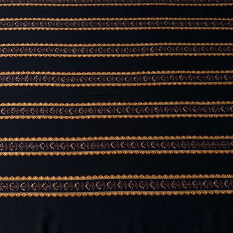 Tecido Viscose Estampada Listrado Floral Versalhes Preto e Ocre •
