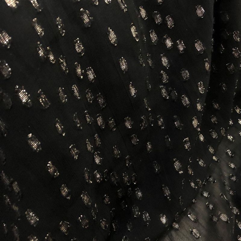 Tecido Chifom De Viscose Foil Fundo Preto • Conexão Tecidos