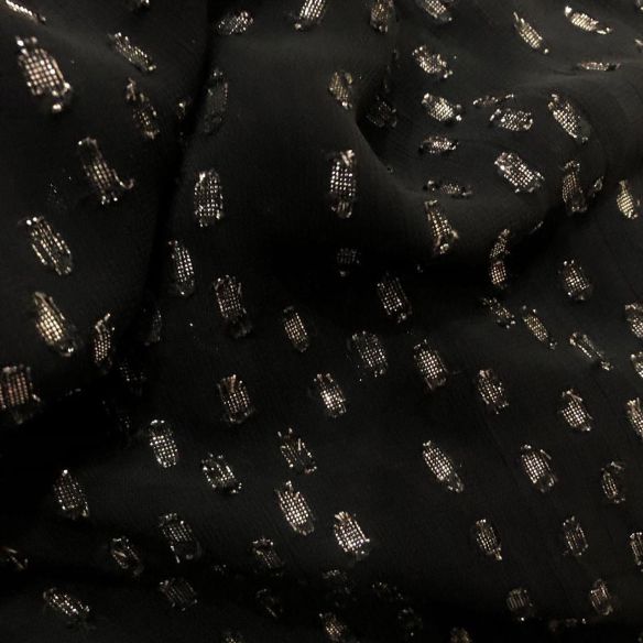 CHIFOM DE VISCOSE COM FOIL • Conexão Tecidos