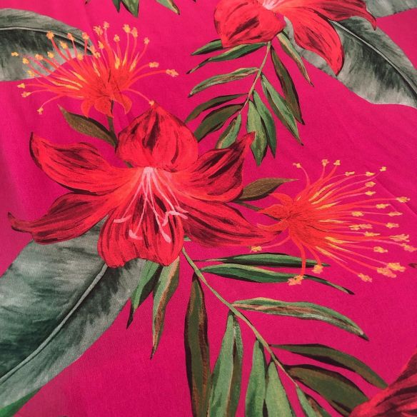 Tecido Musseline Toque De Seda Estampada Hibisco Rubi • Conexão