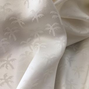 Tecido Cetim de Seda Estampado Jacquard Coqueiros • Conexão Tecidos