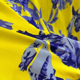Tecido Cetim Toque De Seda Estampada Azul e Amarelo • Conexão Tecidos 2
