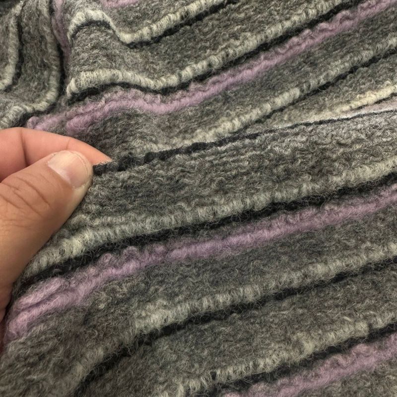 LÃ PURA BOUCLÊ LISTRAS • Conexão Tecidos