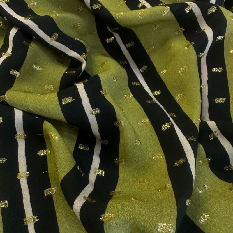 Tecido Viscose Estampada Listrado Preto e Bege Lurex • Conexão Tecidos