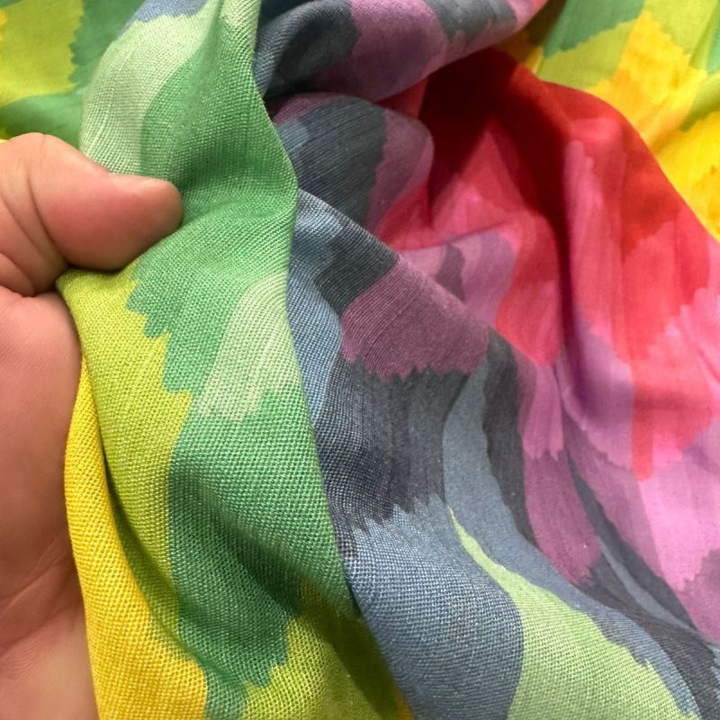 Tecido Viscose Estampada Barrado Arco Iris • Conexão Tecidos