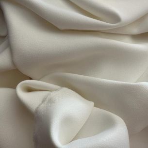 CREPE PATOU OFF WHITE • Conexão Tecidos