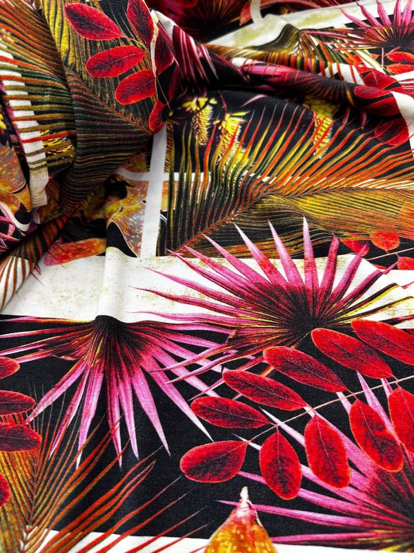 Tecido Viscolycra Estampada Floral Quadros • Conexão Tecidos