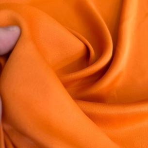 CREPE PATOU LARANJA • Conexão Tecidos 2