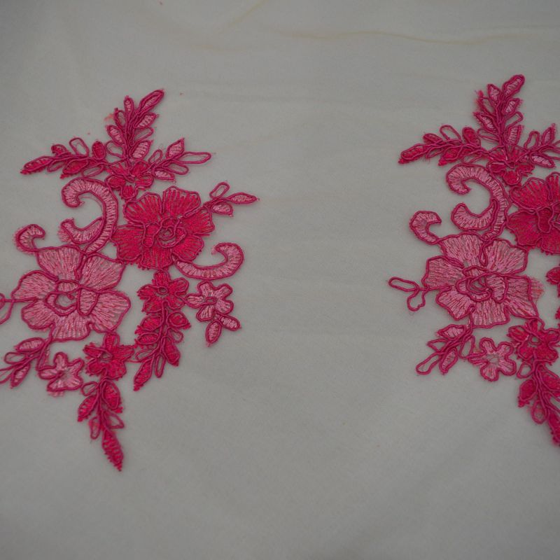 TULE BORDADO PINK • Conexão Tecidos